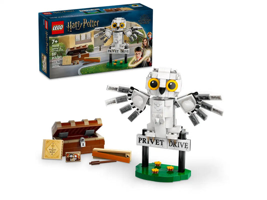 Lego Harry Potter Hedwig™ at 4 Privet Drive